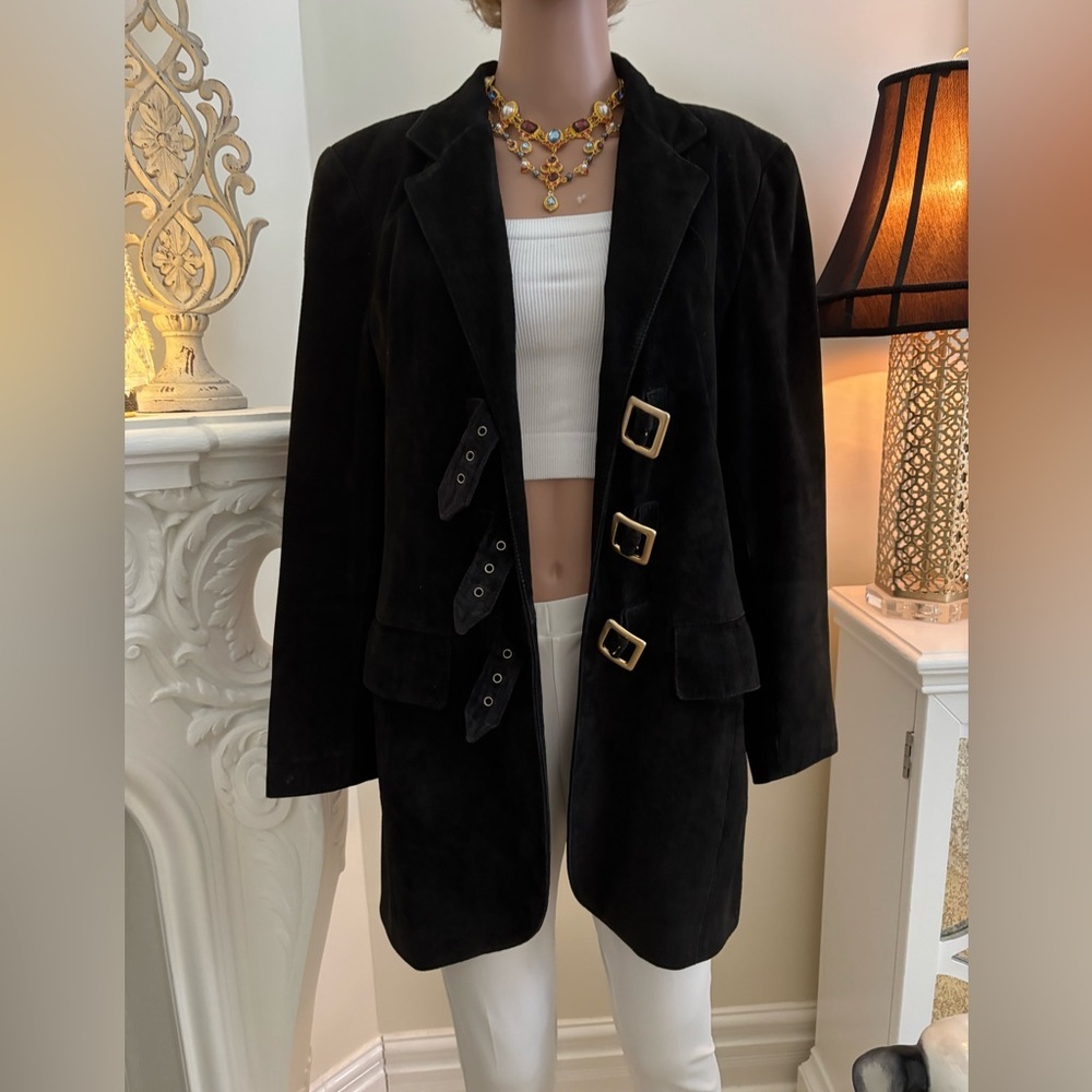Danier Women's Suede Leather Black Blazer with Triple Buckle Detail - Picture 8 of 13